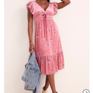 *BRAND NEW* Francesca's Collections Jessie Flutter Sleeve Floral Midi Dress